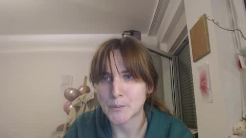 _biscotti_ online show from February 25, 2025, 7:36 pm