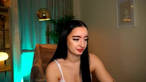 Pearl online show from December 20, 2025, 5:31 pm