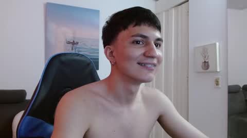 Snapshot of _blakee chatting on February 3, 2026, 4:45 pm B L A K E online show from February 3, 2026, 4:45 pm