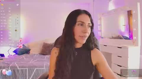 Snapshot of _blind_melon_ chatting on September 19, 2025, 4:07 pm _blind_melon_ online show from September 19, 2025, 4:07 pm