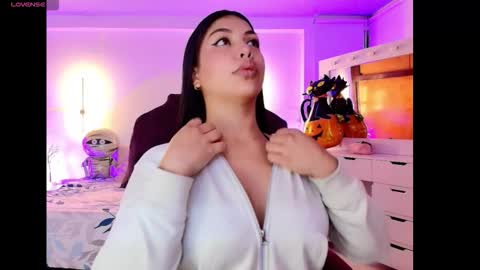 Snapshot of _blind_melon_ chatting on October 31, 2025, 4:57 am _blind_melon_ online show from October 31, 2025, 4:57 am