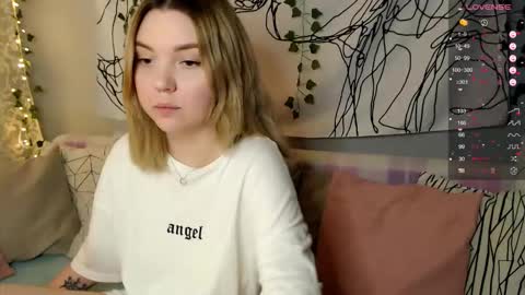 Elizabeth online show from October 10, 2025, 2:21 am