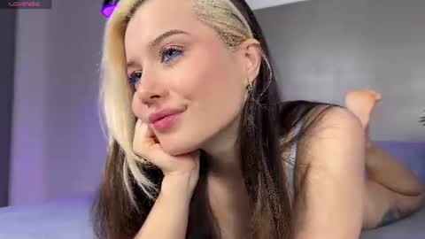 Snapshot of _blowjob_queen_ chatting on June 14, 2026, 12:19 am Hey were Vi and Alex VACATION FROM OCTOBER 31 TO NOVEMBER 12. AVAILABLE ON INST online show from June 14, 2026, 12:19 am