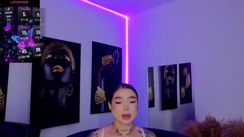 Brenna online show from December 19, 2025, 10:28 pm