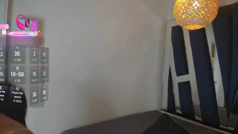 Candy online show from November 28, 2025, 4:20 pm