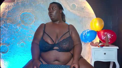 Snapshot of _carolinagomez chatting on October 24, 2025, 8:49 pm Caro. online show from October 24, 2025, 8:49 pm