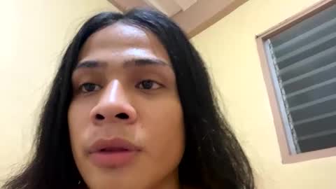 Snapshot of _caroline18_ chatting on May 18, 2026, 2:01 pm Kate flores online show from May 18, 2026, 2:01 pm
