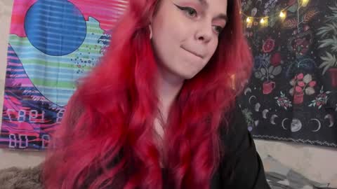 Snapshot of _caroline_coy chatting on December 5, 2024, 11:05 am Caroline online show from December 5, 2024, 11:05 am