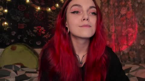 Snapshot of _caroline_coy chatting on December 19, 2024, 2:02 pm Caroline online show from December 19, 2024, 2:02 pm