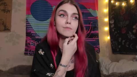 Snapshot of _caroline_coy chatting on February 15, 2025, 3:50 pm Caroline online show from February 15, 2025, 3:50 pm