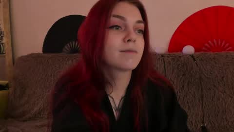 Snapshot of _caroline_coy chatting on April 25, 2026, 12:30 pm Caroline online show from April 25, 2026, 12:30 pm