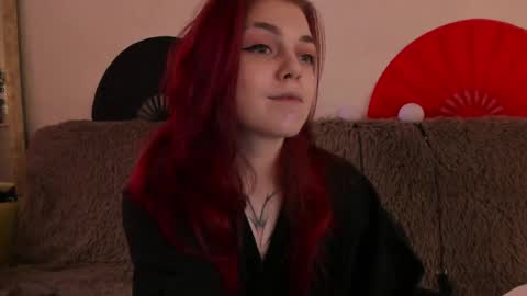 Snapshot of _caroline_coy chatting on April 25, 2026, 1:41 pm Caroline online show from April 25, 2026, 1:41 pm