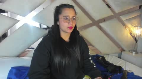 Caroline Sweet online show from January 23, 2025, 6:28 am