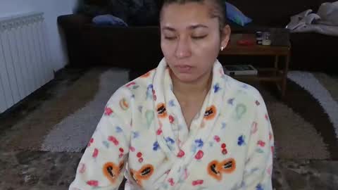 cat online show from February 11, 2025, 3:08 pm