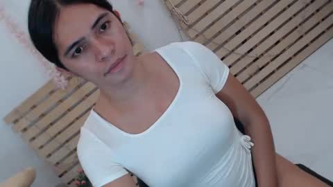 Snapshot of _celina chatting on July 7, 2026, 7:23 am _celina online show from July 7, 2026, 7:23 am
