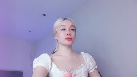 Snapshot of _chatur_babe chatting on January 19, 2025, 8:41 pm Angelina online show from January 19, 2025, 8:41 pm