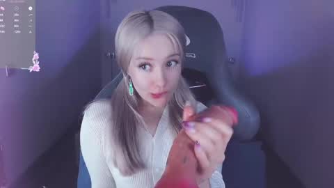 Snapshot of _chatur_babe chatting on February 14, 2025, 1:29 pm Angelina online show from February 14, 2025, 1:29 pm