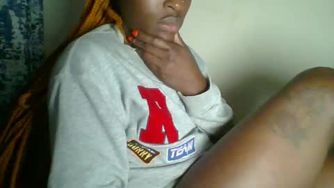 clara online show from January 17, 2025, 9:50 pm