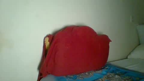 clara online show from January 31, 2025, 10:10 am