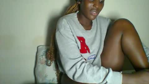 clara online show from February 24, 2025, 6:36 pm