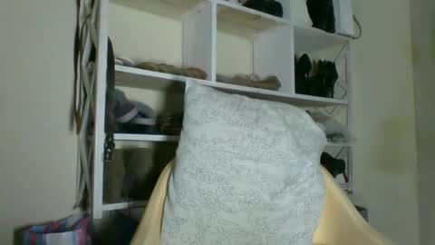 Snapshot of _clara01 chatting on April 18, 2026, 8:51 am clara online show from April 18, 2026, 8:51 am
