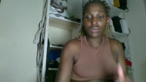 Snapshot of _clara01 chatting on April 24, 2026, 9:12 am clara online show from April 24, 2026, 9:12 am