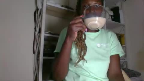 Snapshot of _clara01 chatting on May 8, 2026, 8:30 am clara online show from May 8, 2026, 8:30 am