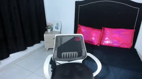 _cleo_hott online show from January 23, 2025, 3:05 am