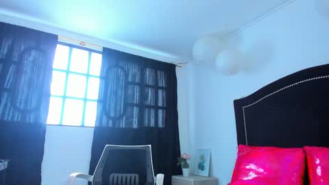 _cleo_hott online show from February 4, 2025, 6:38 pm