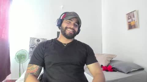 Snapshot of _coddy_ chatting on February 15, 2025, 3:28 pm coddy nolove online show from February 15, 2025, 3:28 pm