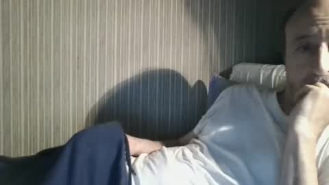 Snapshot of _col_t chatting on June 2, 2026, 3:52 am I hate social media Odio las redes sociales online show from June 2, 2026, 3:52 am