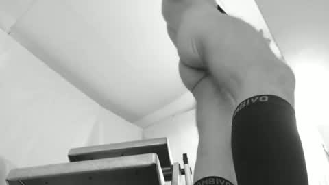 _craftsman online show from October 9, 2025, 8:01 am