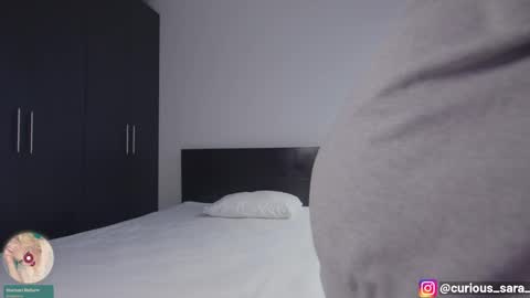 sara again3 online show from April 12, 2026, 9:42 pm