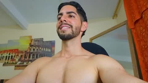 Snapshot of _davidwolf chatting on May 25, 2026, 11:33 pm David online show from May 25, 2026, 11:33 pm