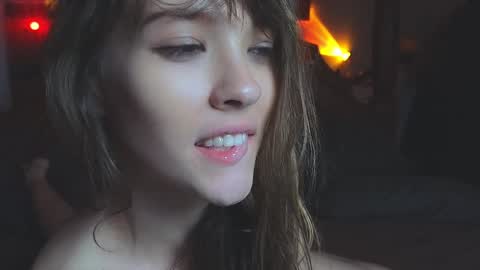 DemiDee online show from December 25, 2024, 11:22 am