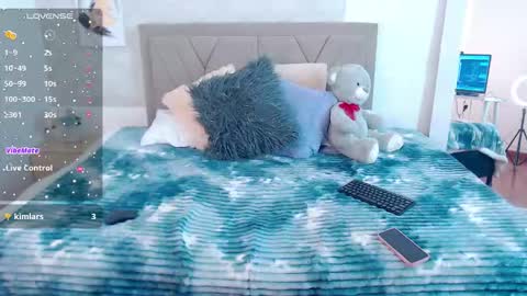 _diana_black online show from December 19, 2025, 12:45 pm