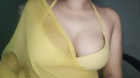 _dreamgirl_0 online show from June 11, 2026, 12:32 am