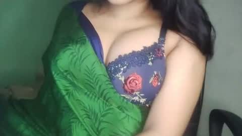_dreamgirl_0 online show from June 17, 2026, 2:03 am