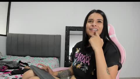 _elektrah online show from February 16, 2025, 9:59 pm