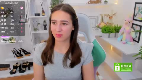Snapshot of _eliizabeth__ chatting on December 7, 2024, 9:44 pm Lizzy online show from December 7, 2024, 9:44 pm