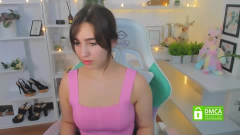 Snapshot of _eliizabeth__ chatting on December 9, 2024, 3:50 am Lizzy online show from December 9, 2024, 3:50 am