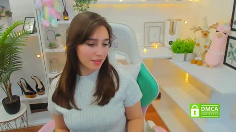 Snapshot of _eliizabeth__ chatting on December 20, 2024, 12:52 am Lizzy online show from December 20, 2024, 12:52 am