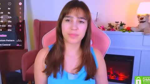 Snapshot of _eliizabeth__ chatting on February 18, 2025, 3:10 am Lizzy online show from February 18, 2025, 3:10 am