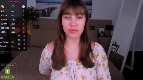 Snapshot of _eliizabeth__ chatting on February 28, 2025, 2:20 am Lizzy online show from February 28, 2025, 2:20 am
