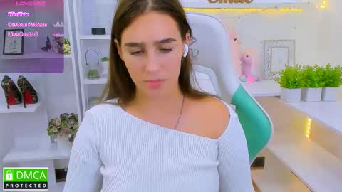Snapshot of _eliizabeth__ chatting on September 8, 2025, 9:58 pm Lizzy online show from September 8, 2025, 9:58 pm
