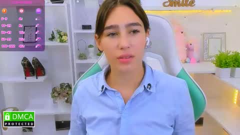 Snapshot of _eliizabeth__ chatting on September 9, 2025, 11:48 pm Lizzy online show from September 9, 2025, 11:48 pm