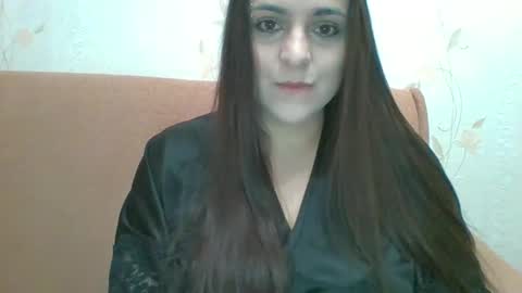 Snapshot of _eloizi_dev chatting on February 18, 2025, 3:54 pm Eloiz online show from February 18, 2025, 3:54 pm