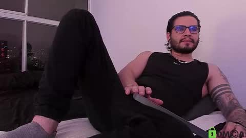  -         online show from October 29, 2025, 1:41 am