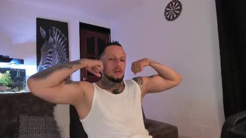 Snapshot of _emilio_escobar chatting on June 22, 2026, 7:27 am Emilio online show from June 22, 2026, 7:27 am