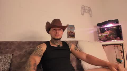 Snapshot of _emilio_escobar chatting on July 12, 2026, 10:28 am Emilio online show from July 12, 2026, 10:28 am